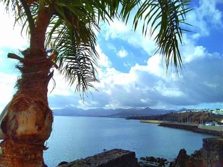 Apartment Vincent, Cozy And Sunny Over The Rooftops Puerto del Carmen  Exterior foto